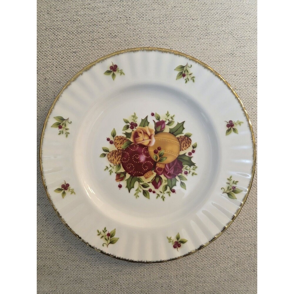 Vintage Albert Old Country Roses 8” Floral Dinner Plate(s) In Perfect Condition